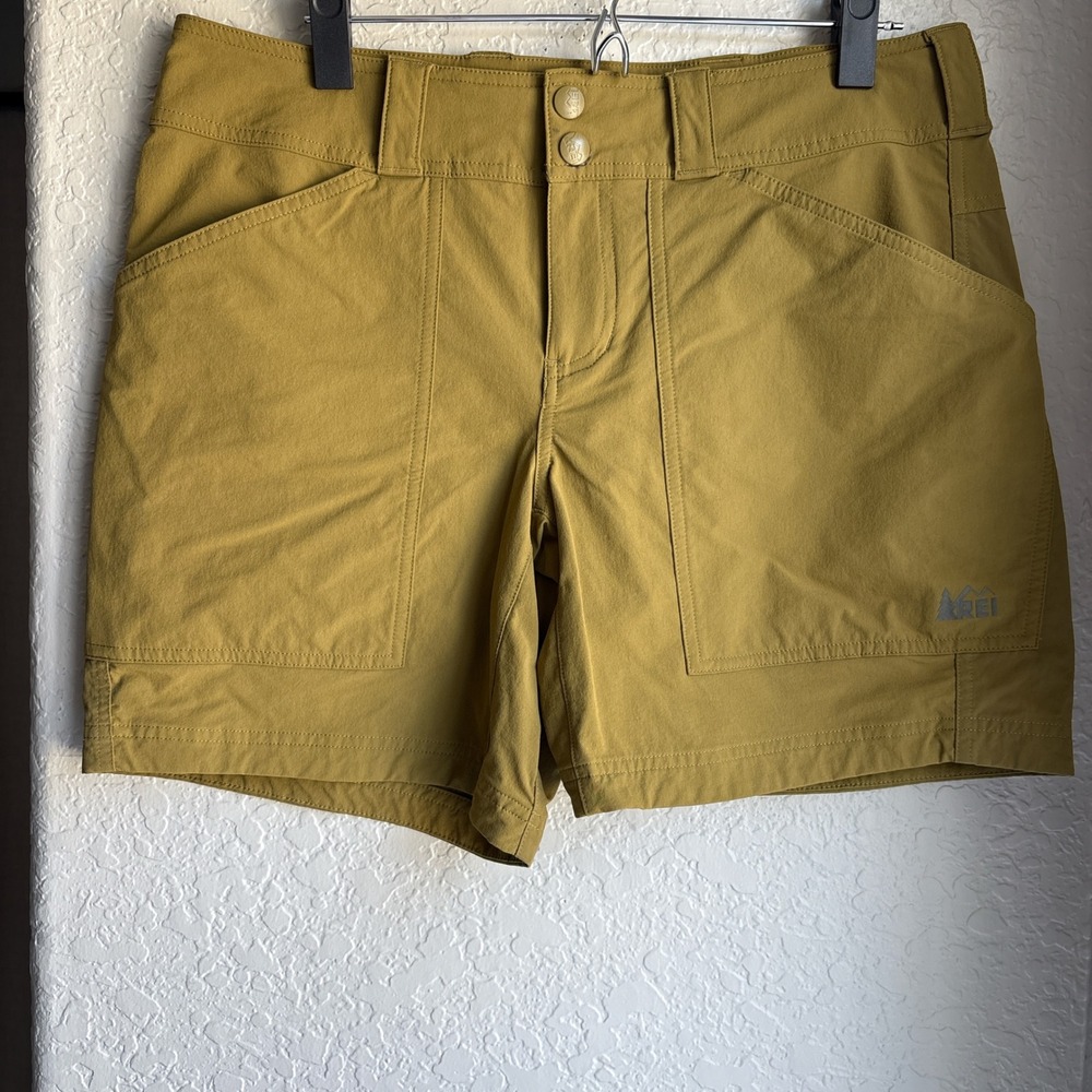 REI Women 12 Shorts Olive Green Hiking Outdoor Stretch Pockets Trail Gorpcore